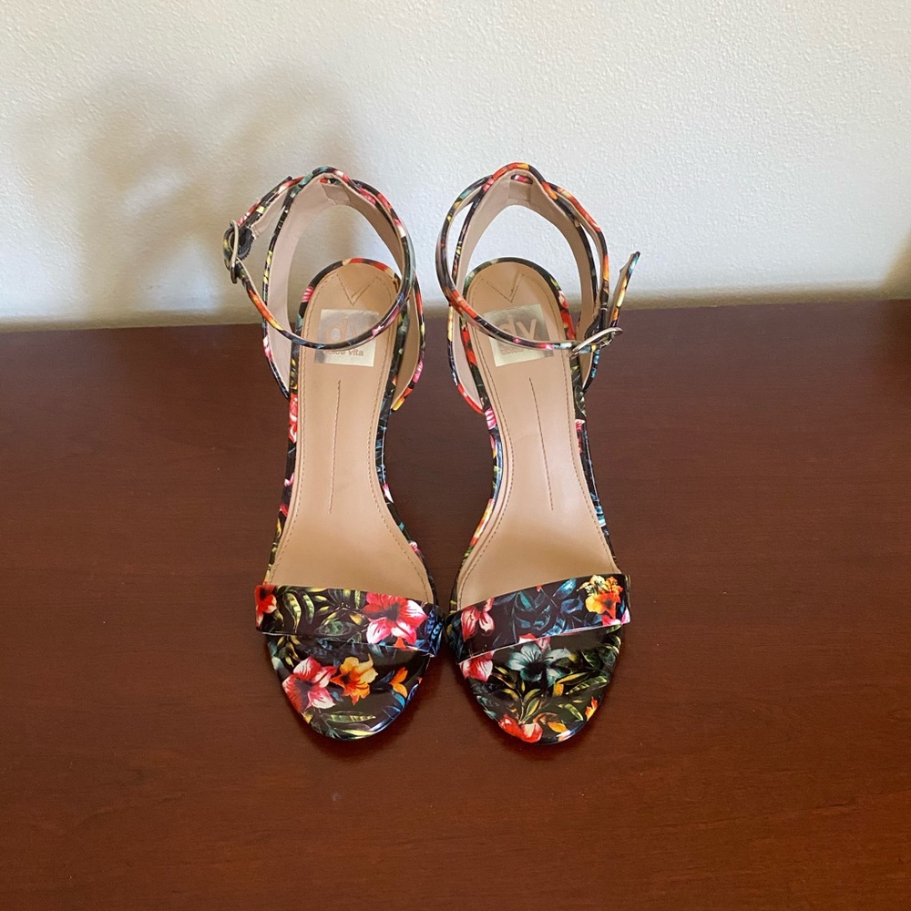 Tropical floral patent heels